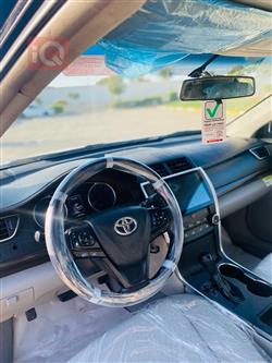 تۆیۆتا کامری